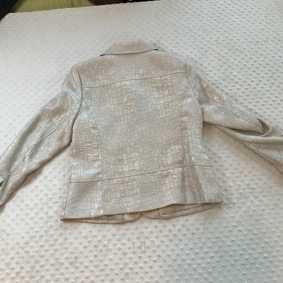 Erin Women's Textured Croc Embossed Metallic Blazer Jacket Size Medium - Picture 7 of 7
